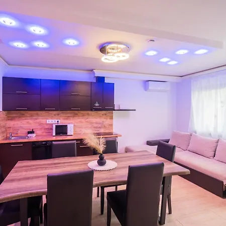 Апартаменты Ah-corso Wellness Шиофок